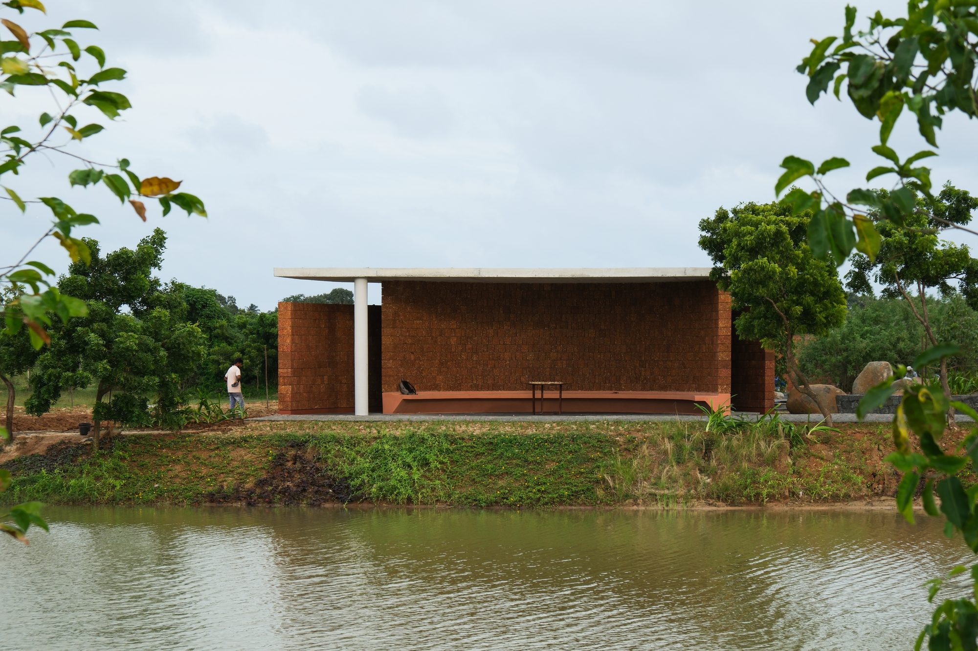 Four Walls Pavilion photographed by Geomorph Studio 3