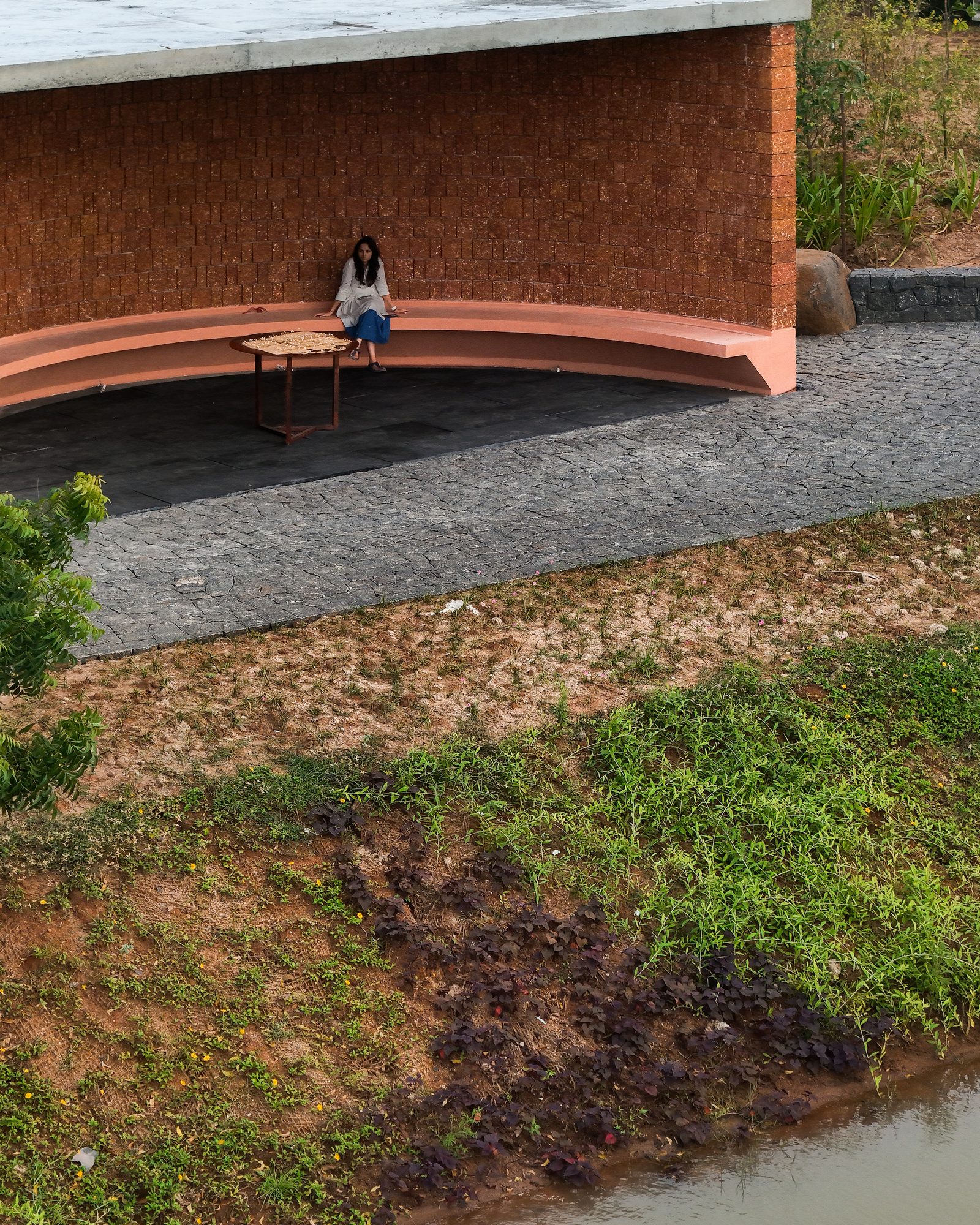 Four Walls Pavilion photographed by Geomorph Studio 23